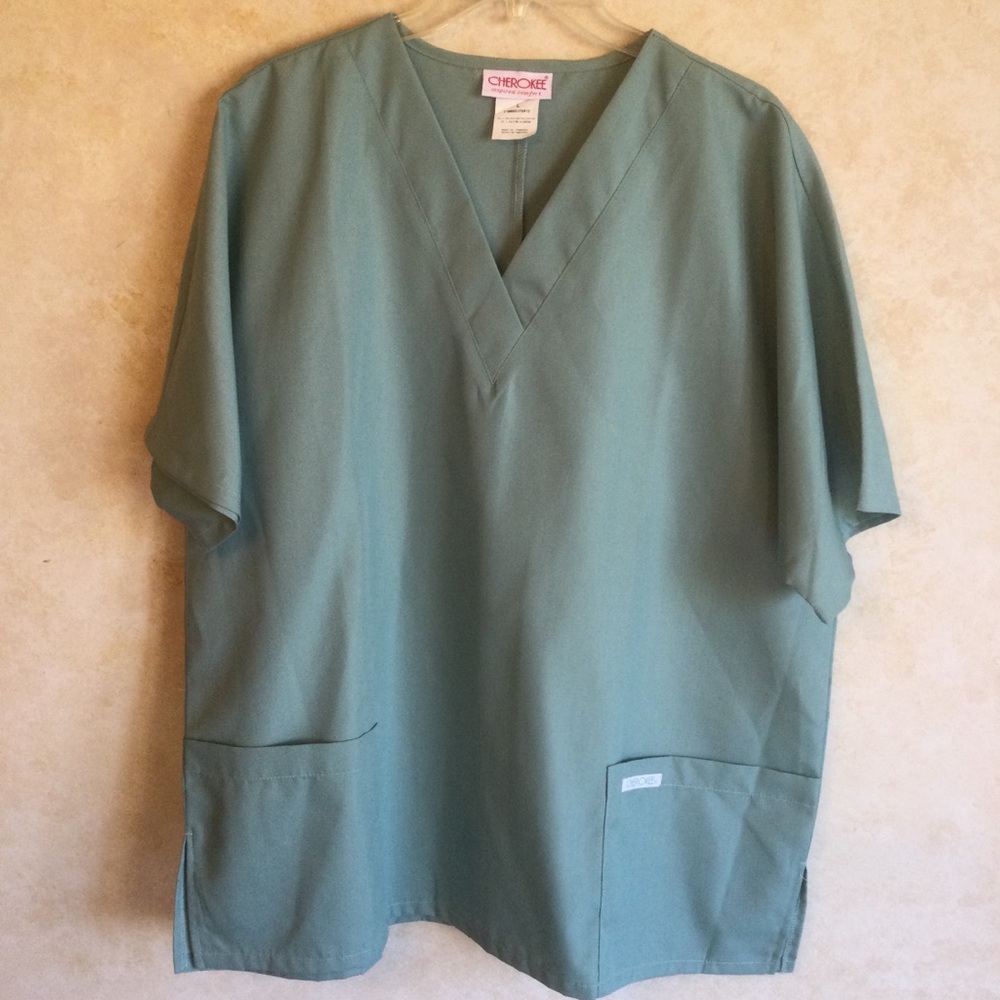 Cherokee Large Woman’s Scrub Top